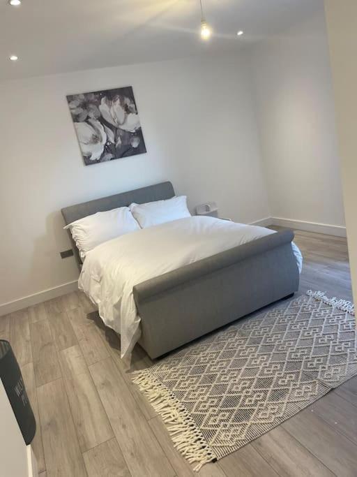 Stylish And Cosy 2 Bedroom Flat In Croydon Ngoại thất bức ảnh